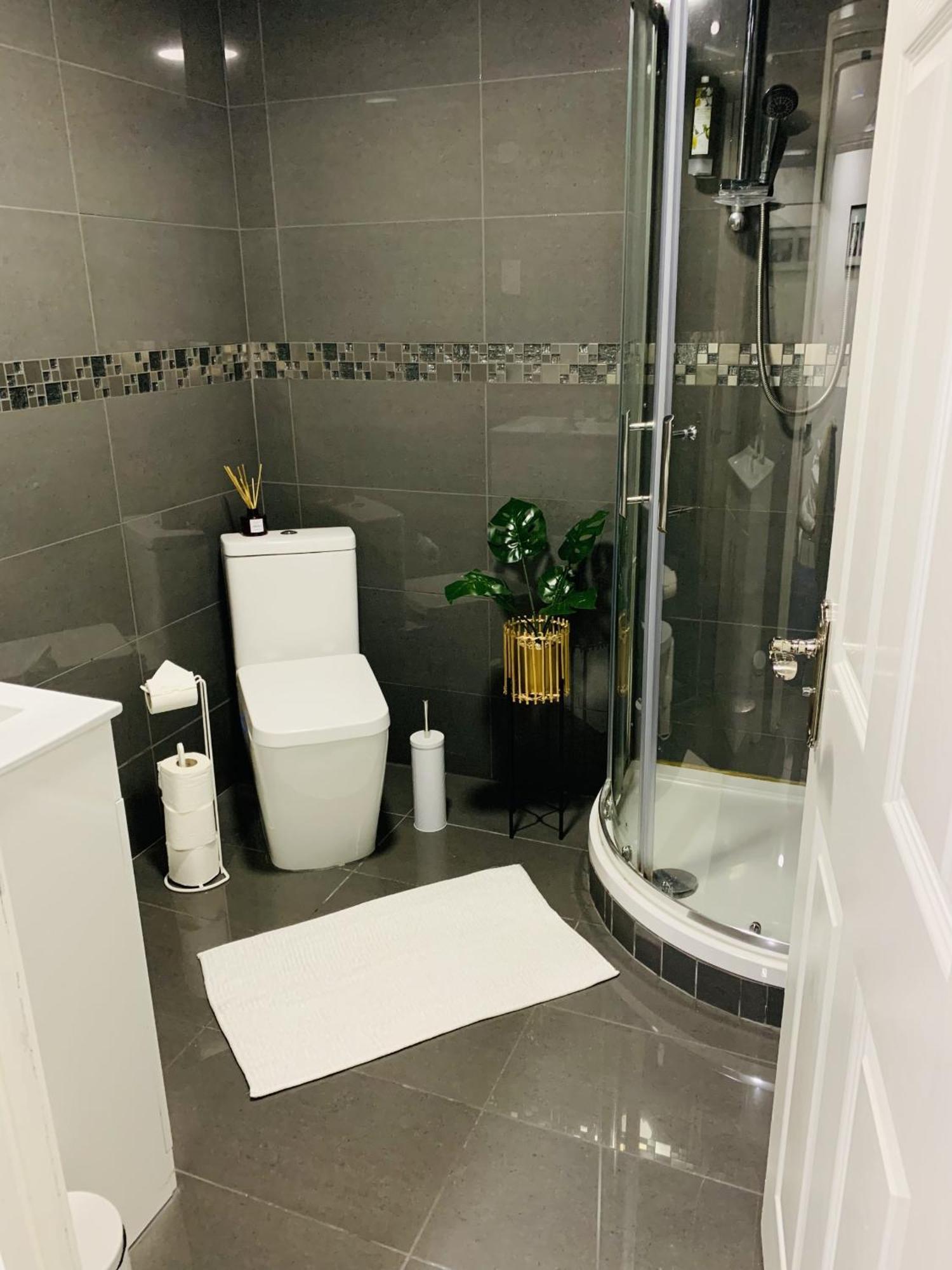Modern & Cosy 2-Bed Apartment Near Nec, Airport & Jlr! Birmingham Zimmer foto